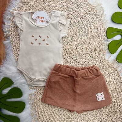  Conj. Body Mini Borboletas e Short Saia em Linho - Areia e Marrom